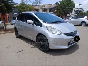 Honda Fit Automatic 2010 Silver