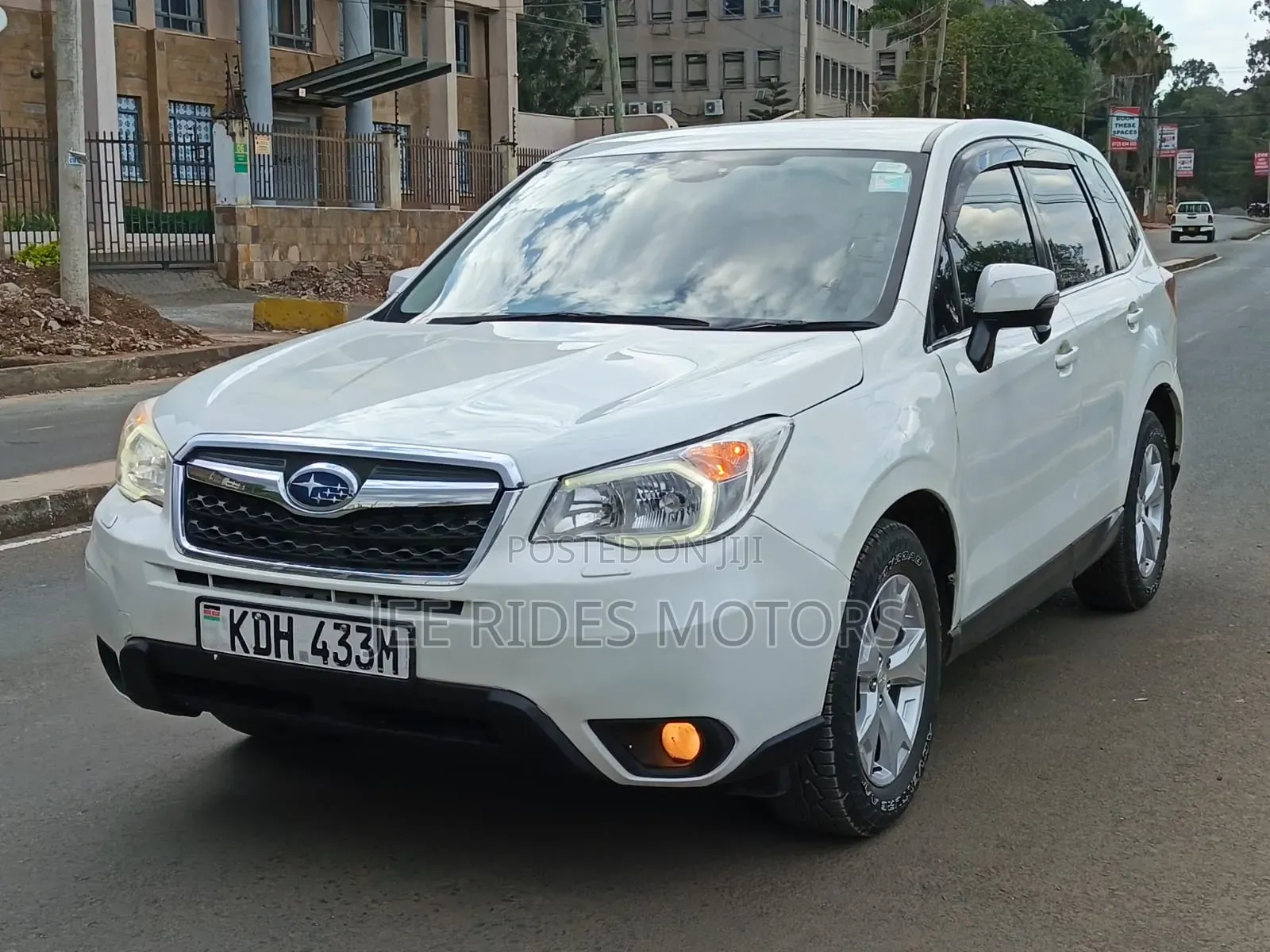 Subaru Forester 2015 Off white