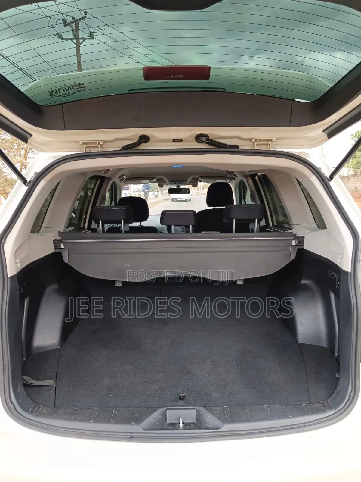 Subaru Forester 2015 Off white