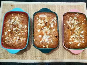 Bernie Bake (Banana Bread/Chocolate Loaf Cake)