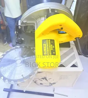 Dewalt Circular Saw7”