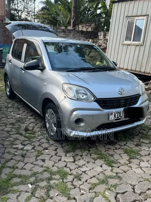 Toyota Passo 2019 Silver