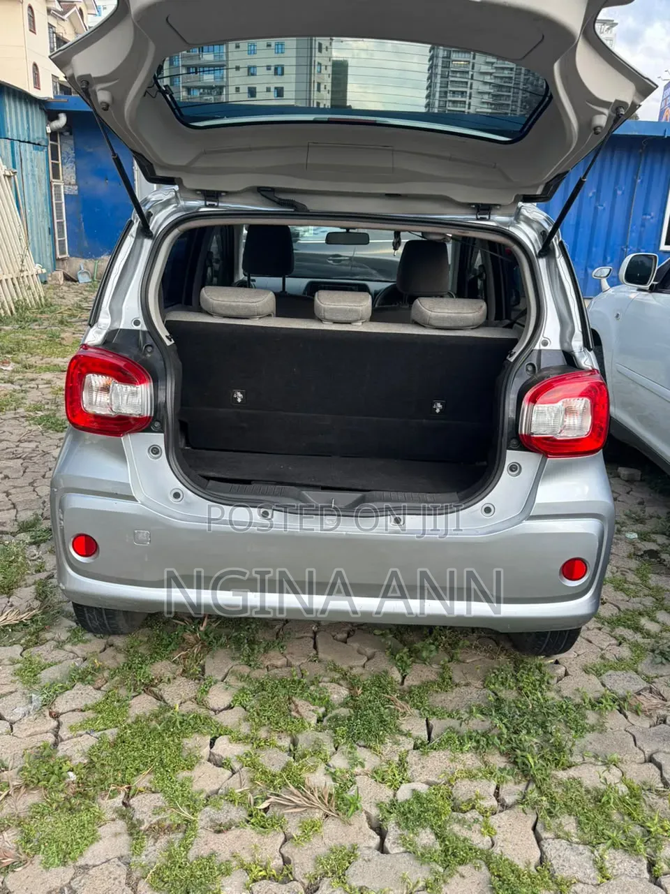 Toyota Passo 2019 Silver