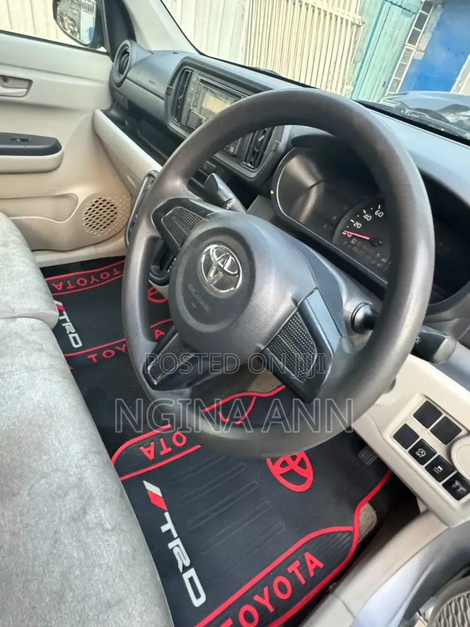 Toyota Passo 2019 Silver