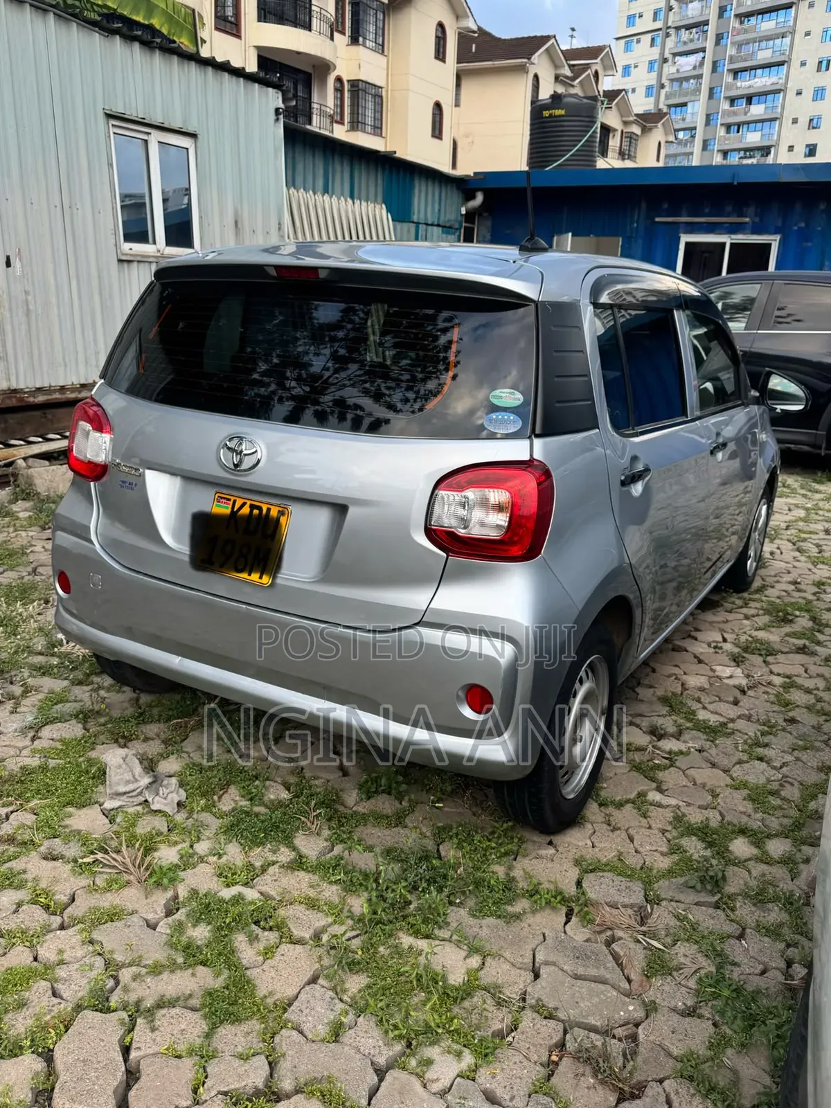Toyota Passo 2019 Silver