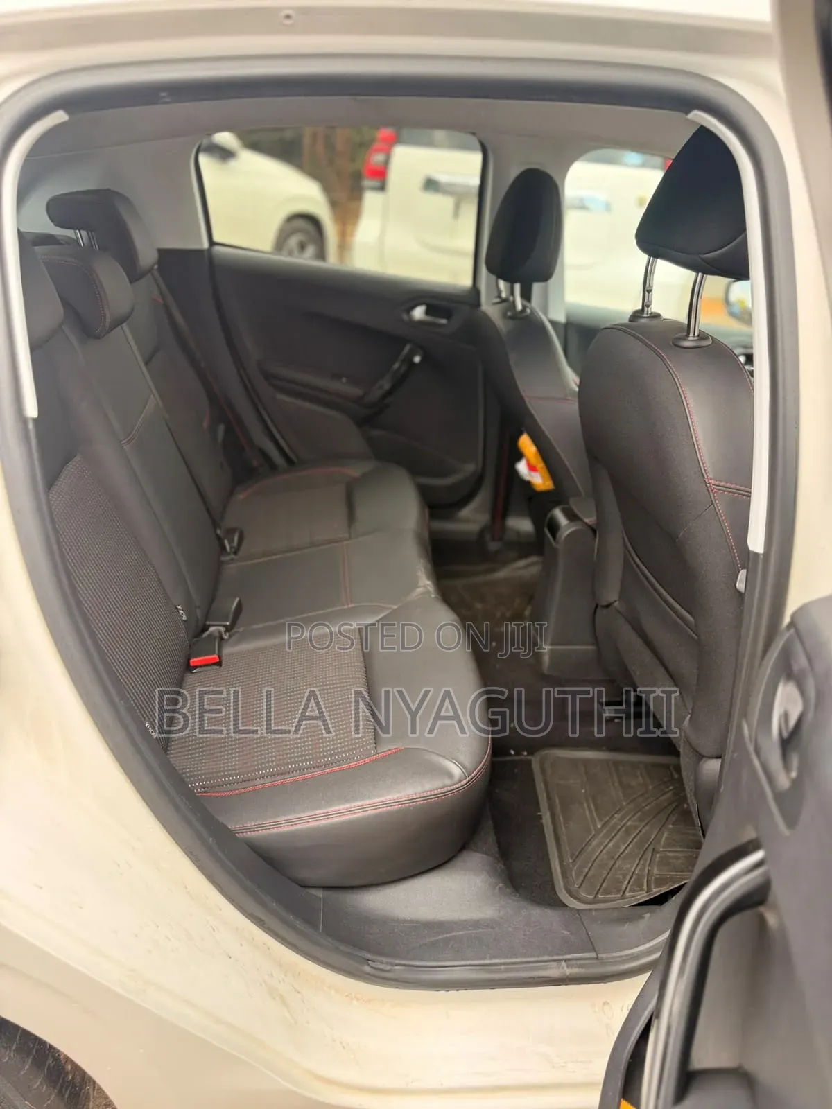 Peugeot 208 2017 White