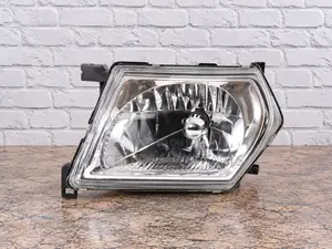 Depo Head Lamp / Head Light Nissan Patrol 2002 - 2003