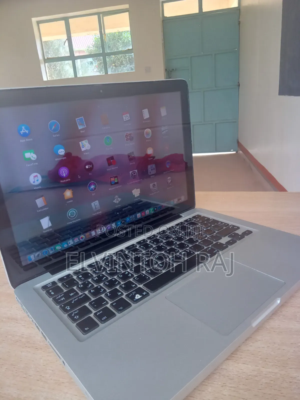 Laptop Apple MacBook Pro 2015 8GB Apple M1 Max SSD 1T