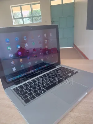 Laptop Apple MacBook Pro 2015 8GB Apple M1 Max SSD 1T