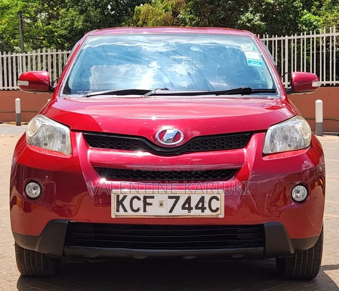 Toyota IST 2008 Red