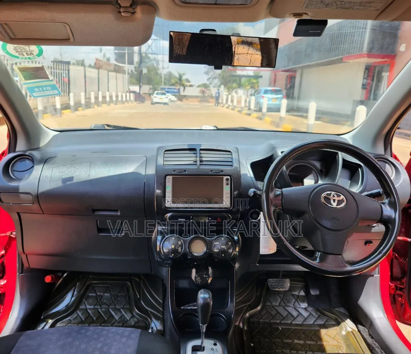 Toyota IST 2008 Red