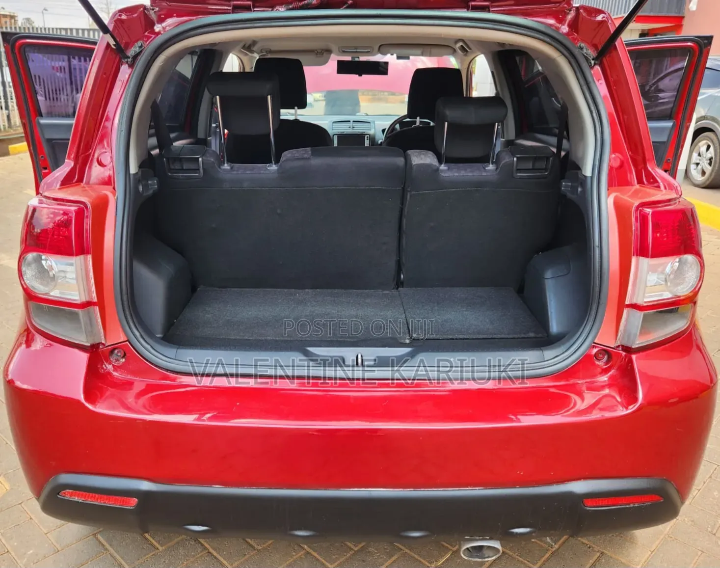 Toyota IST 2008 Red