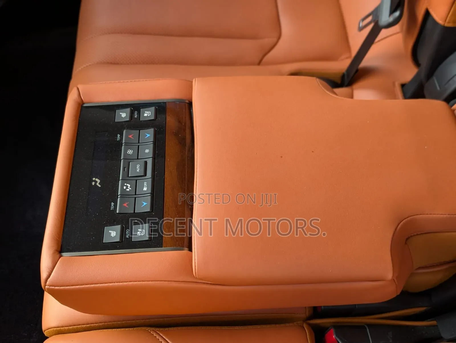 Lexus LX 570 AWD 2020 White