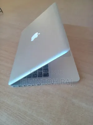 Laptop Apple MacBook Pro 2015 8GB Apple M1 Max SSD 1T