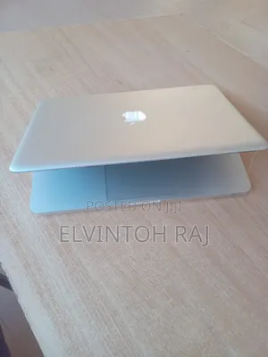 Laptop Apple MacBook Pro 2015 8GB Apple M1 Max SSD 1T