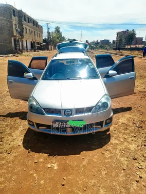 Nissan Wingroad 2006 Silver