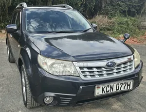 Subaru Forester 2010 Black