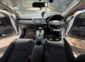Honda Vezel 2016 White