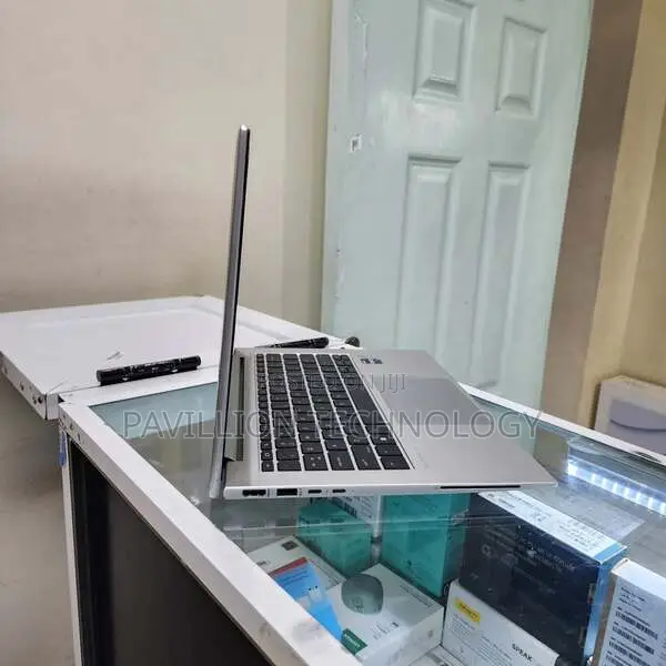 Laptop HP EliteBook 840 10 8GB Intel Core i5 SSD 256GB