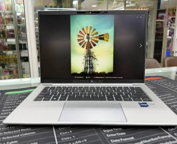 Laptop HP EliteBook 840 10 8GB Intel Core i5 SSD 256GB