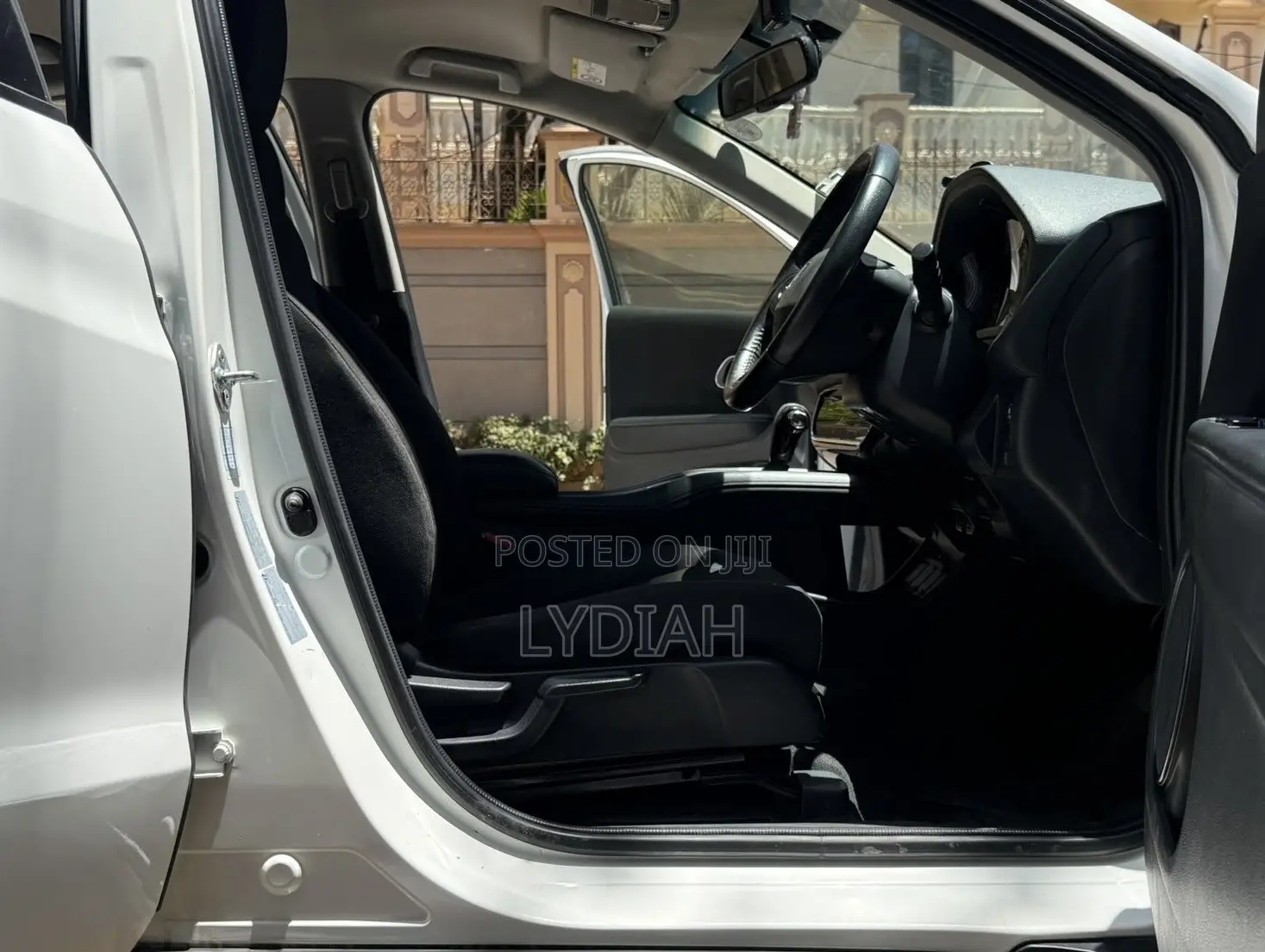 Honda Vezel 2016 White