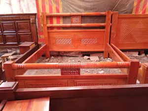 King Size/6by6 Mahogany Bed
