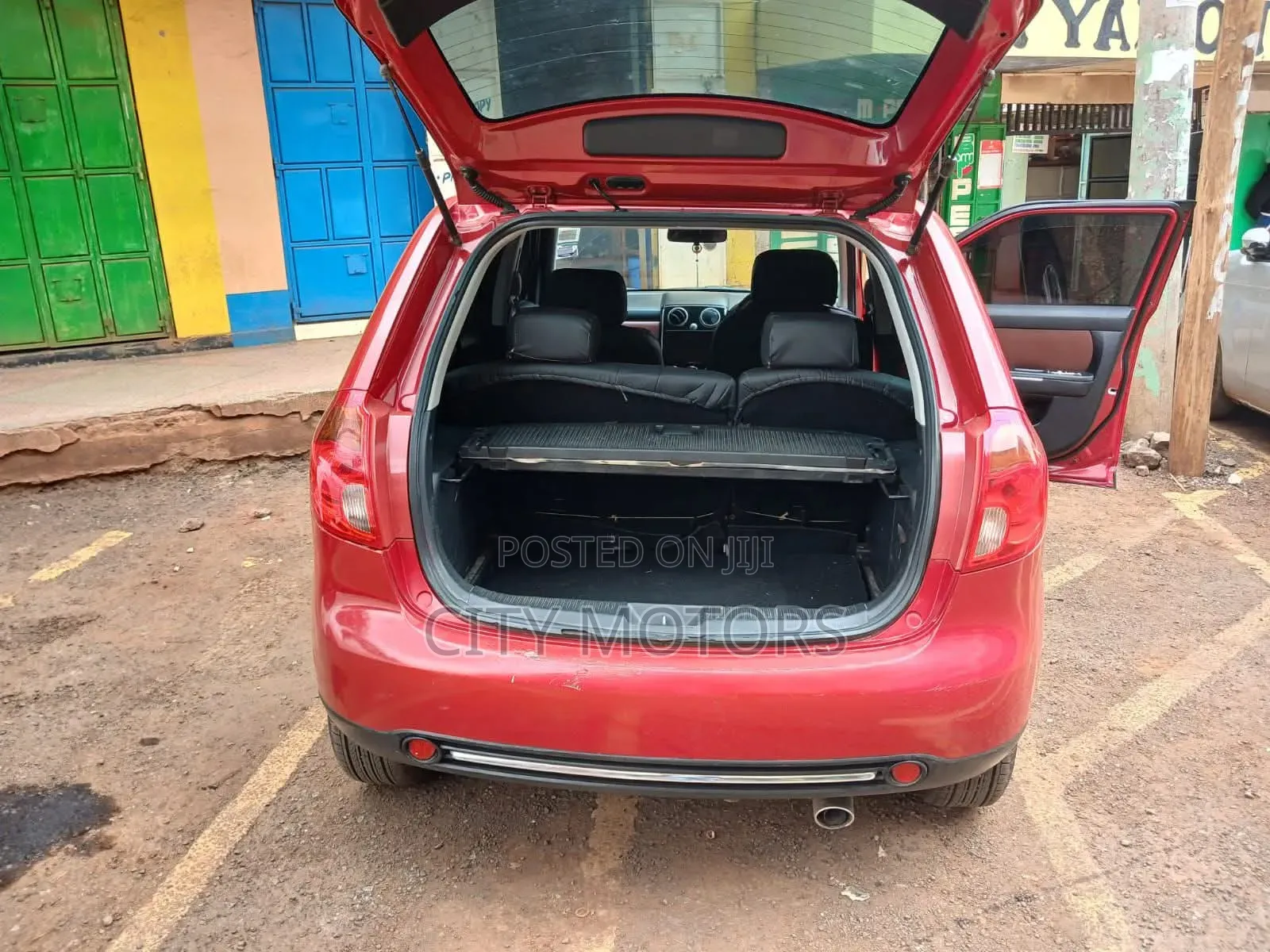 Mazda Verisa 2010 Red