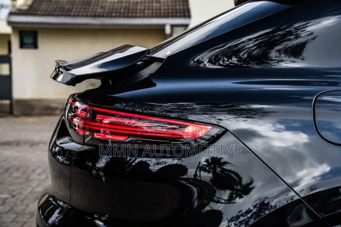Porsche Cayenne 2020 Black