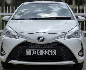 Toyota Vitz 1.3 AWD 5dr 2019 White