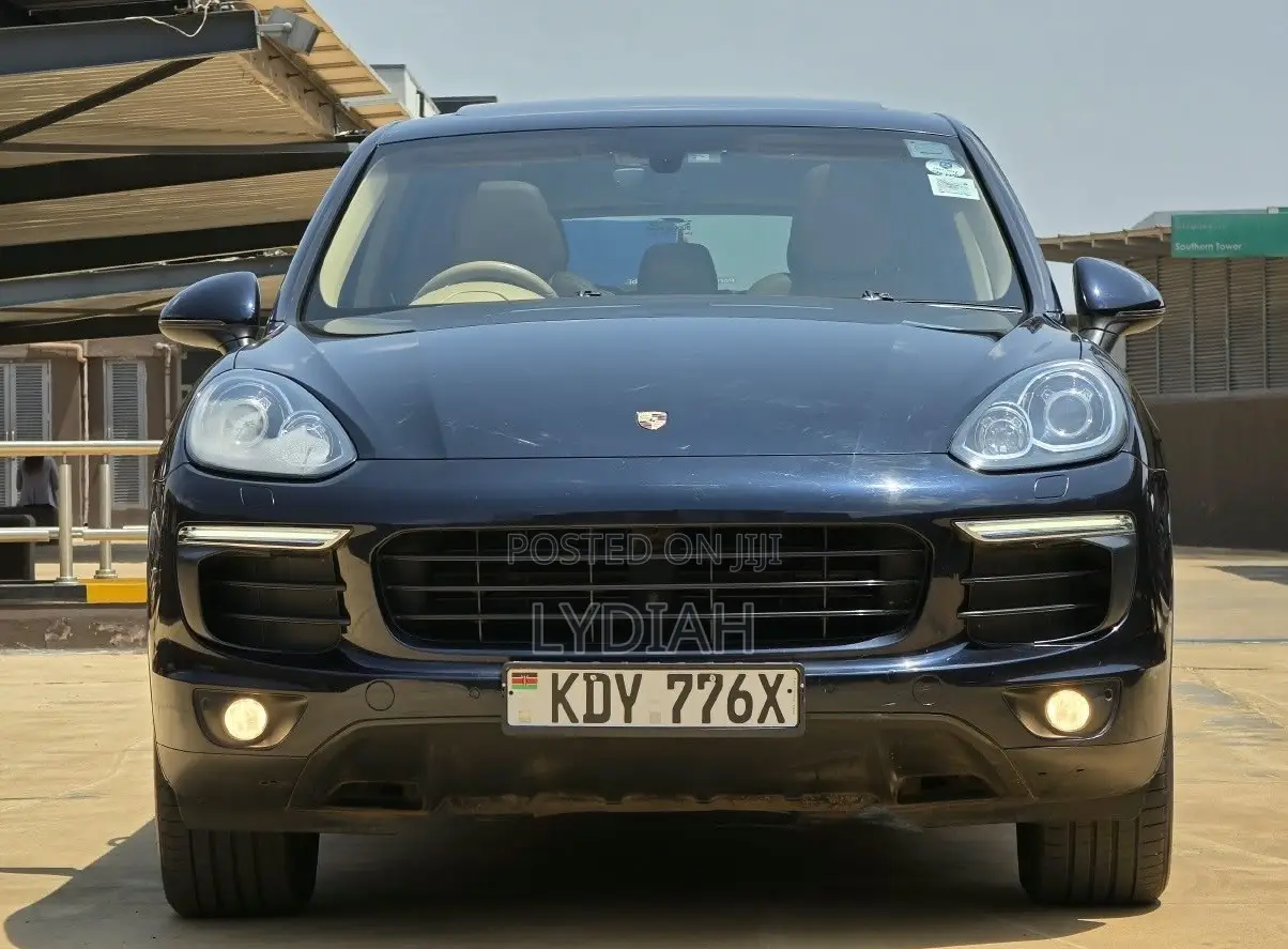 Porsche Cayenne 2015 Black