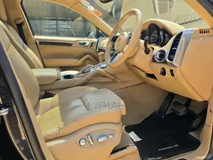 Porsche Cayenne 2015 Black