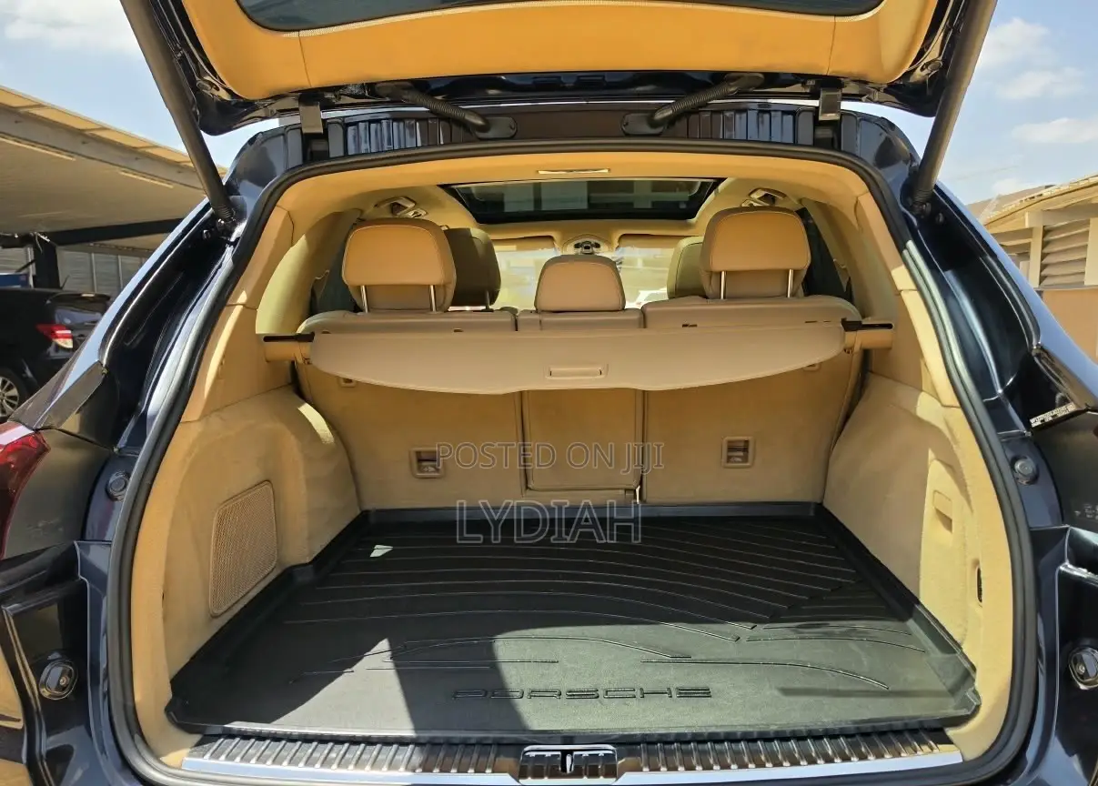 Porsche Cayenne 2015 Black