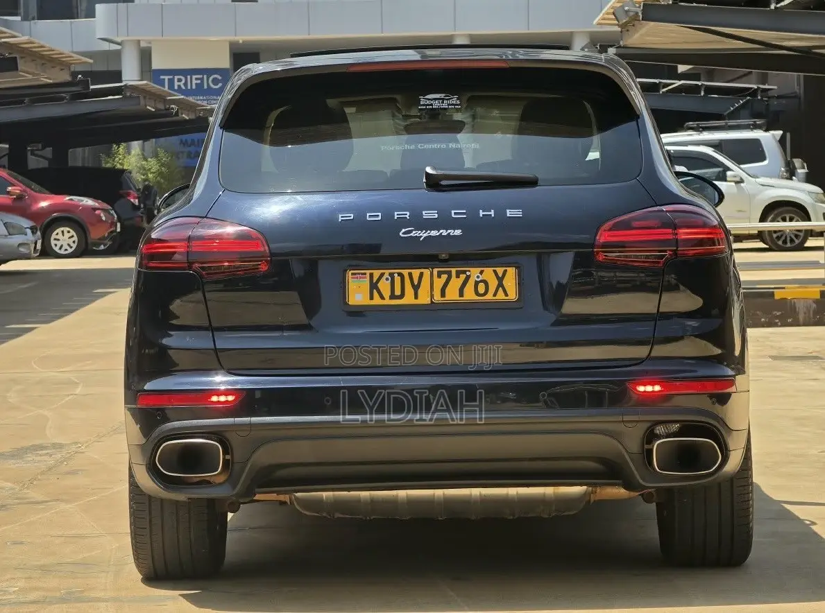 Porsche Cayenne 2015 Black