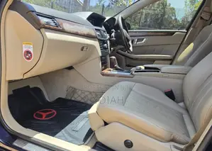 Mercedes-Benz E200 2012