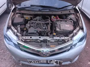 Toyota Corolla Fielder 2014 Silver