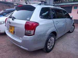 Toyota Corolla Fielder 2014 Silver