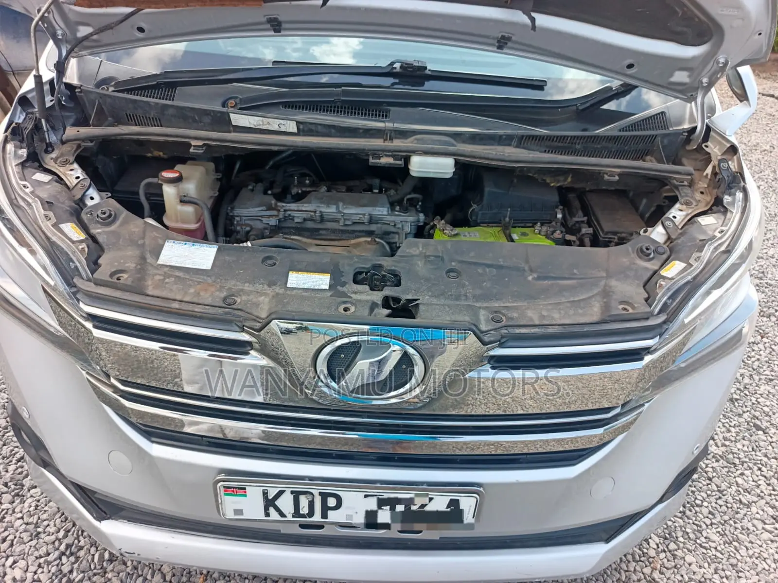 Toyota Vellfire 2018 Silver