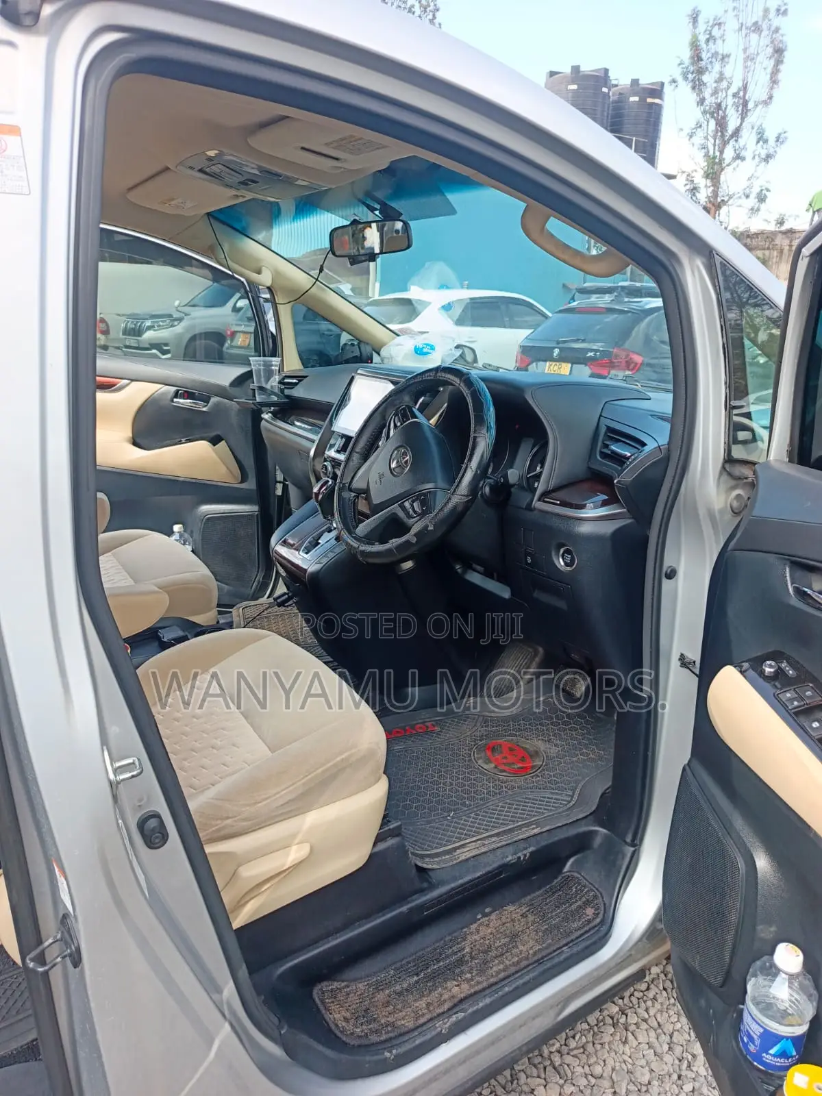 Toyota Vellfire 2018 Silver