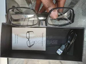 HD Camera Glasses – Eyeglass Camera With USB Charging
