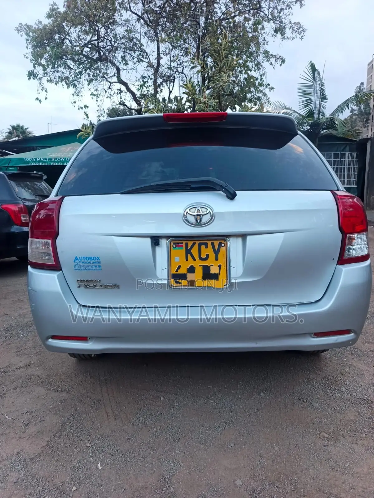 Toyota Corolla Fielder 2013