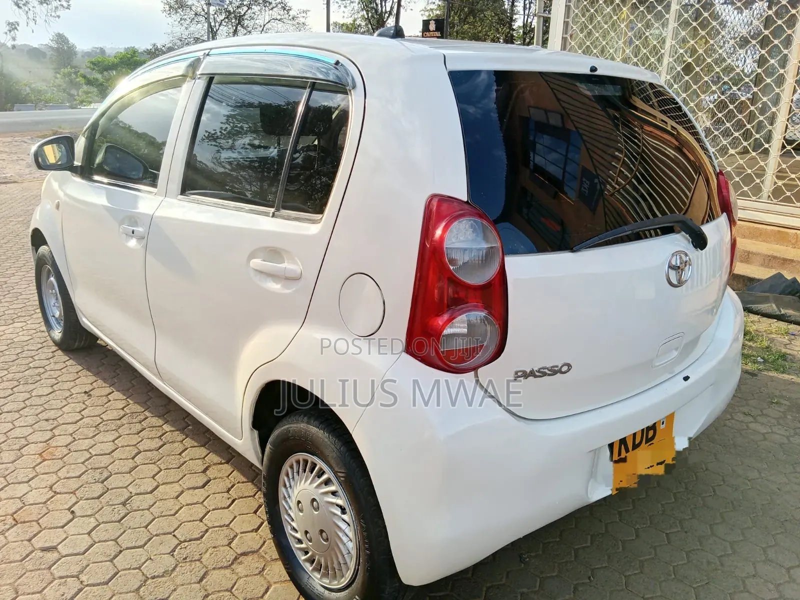 Toyota Passo 2013 White