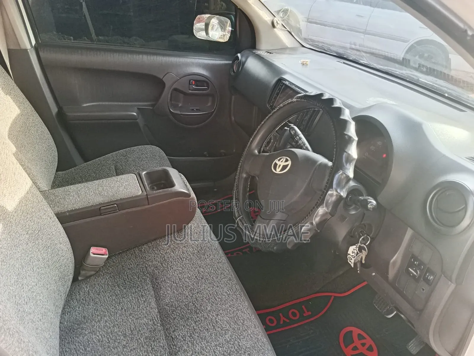 Toyota Passo 2013 White
