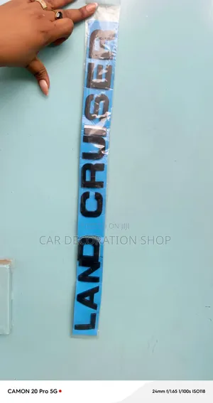 Land Cruiser Bonnet Hood Black Nameplate Badge