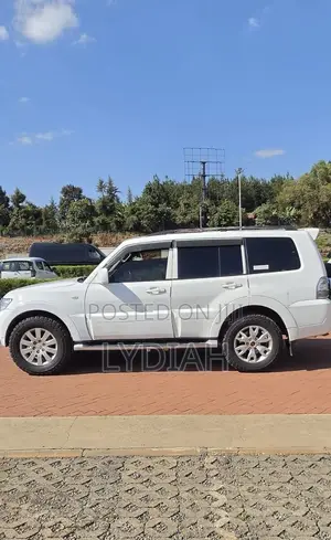 Mitsubishi Shogun 3.2 Di-Dc GLS 2010 White