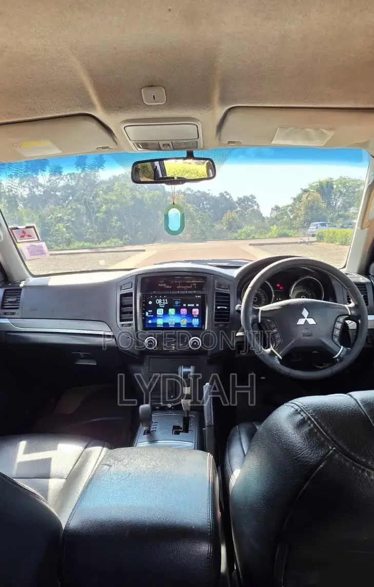 Mitsubishi Shogun 3.2 Di-Dc GLS 2010 White