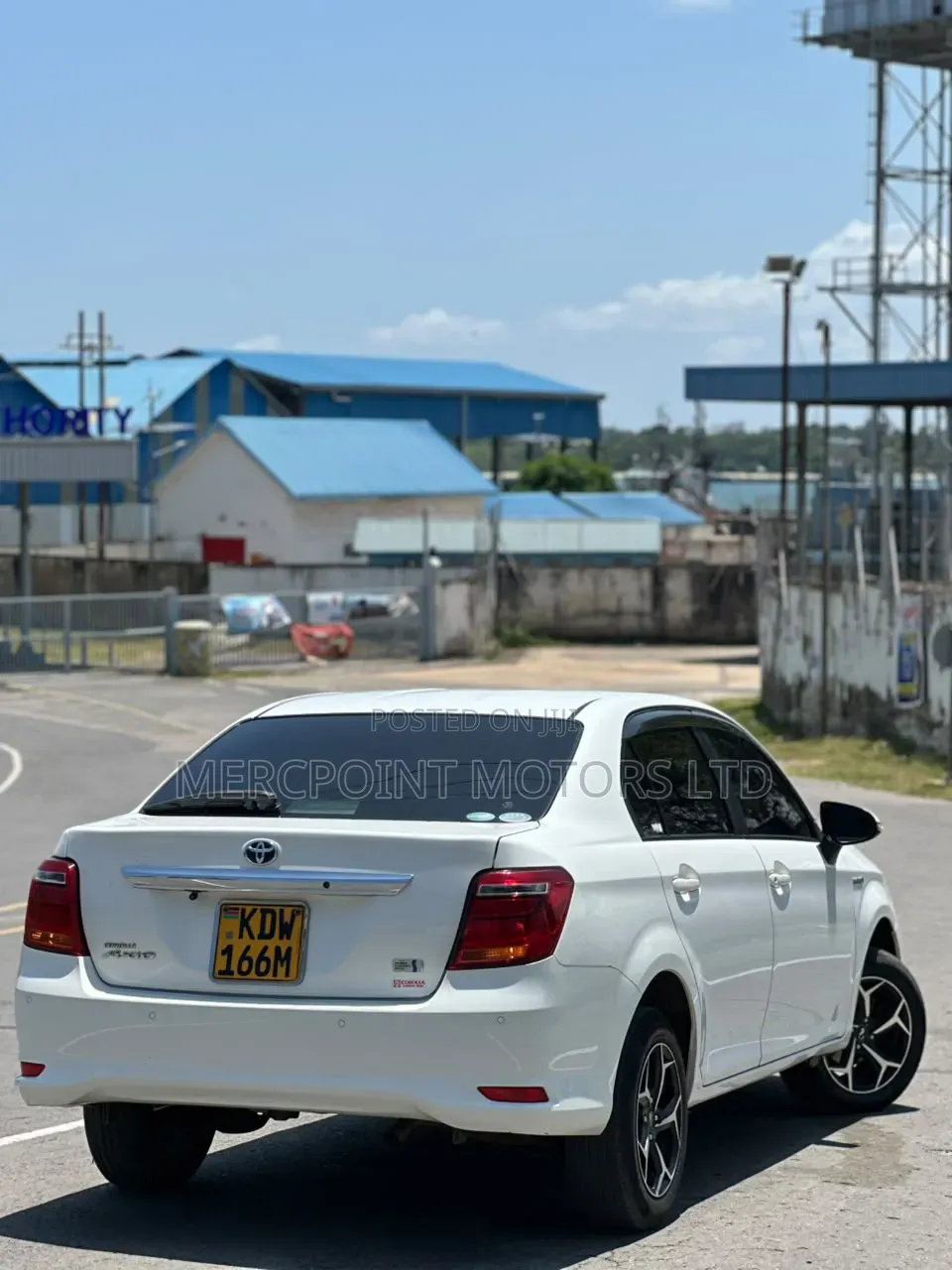 Toyota Axio 2018 Pearl