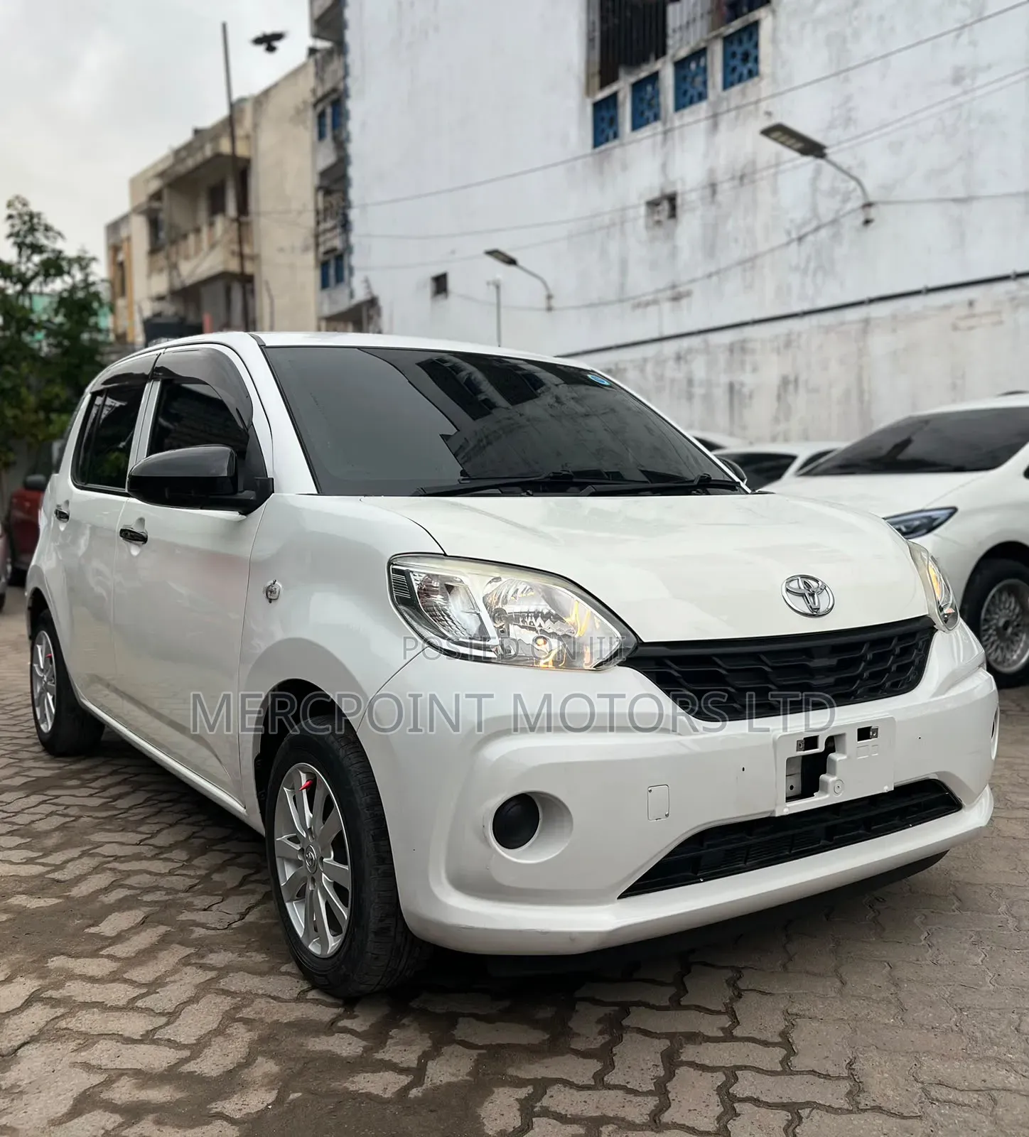 Toyota Passo 2018 Off white