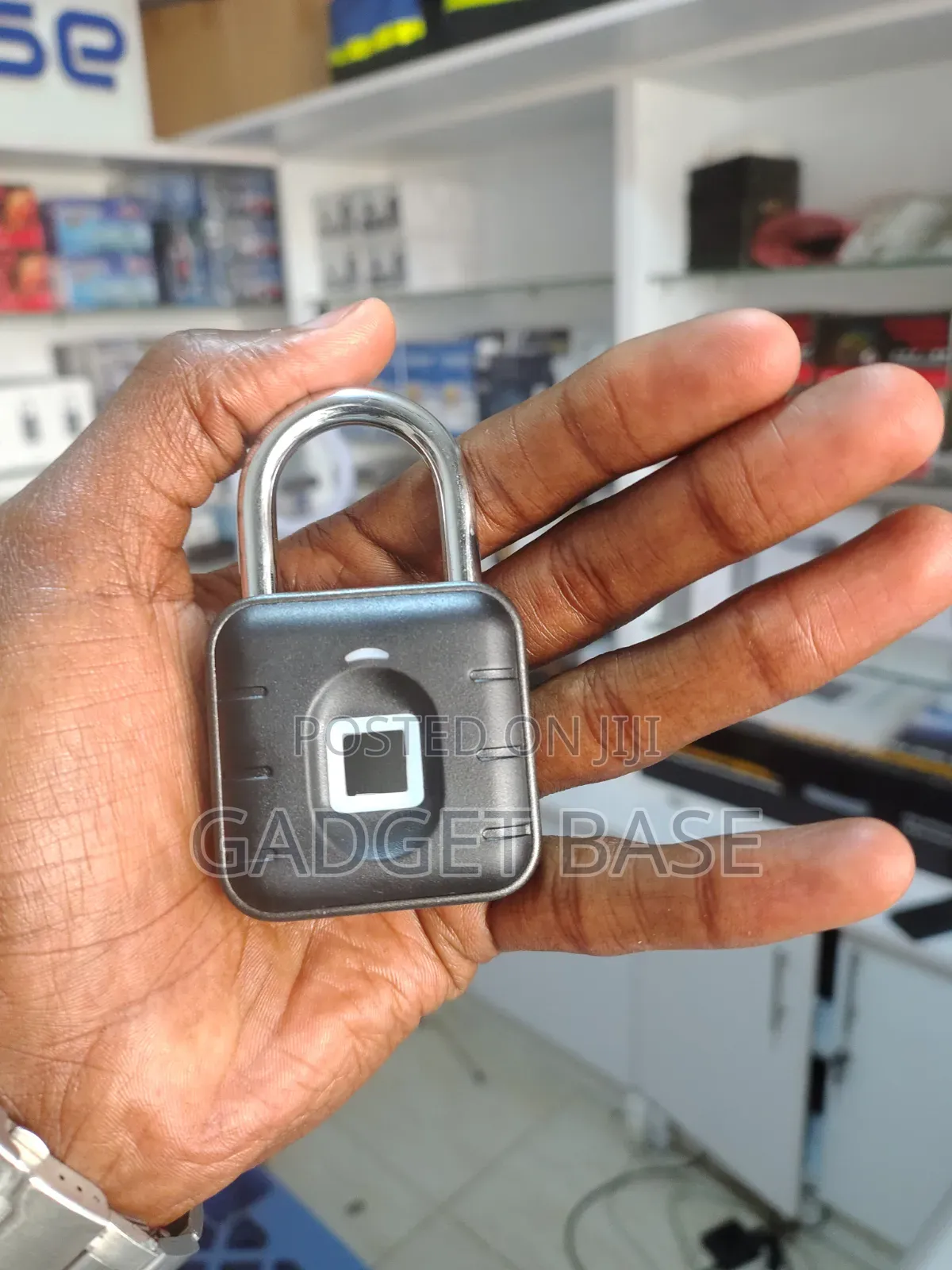 Smart Fingerprint Padlock – Keyless Security Lock