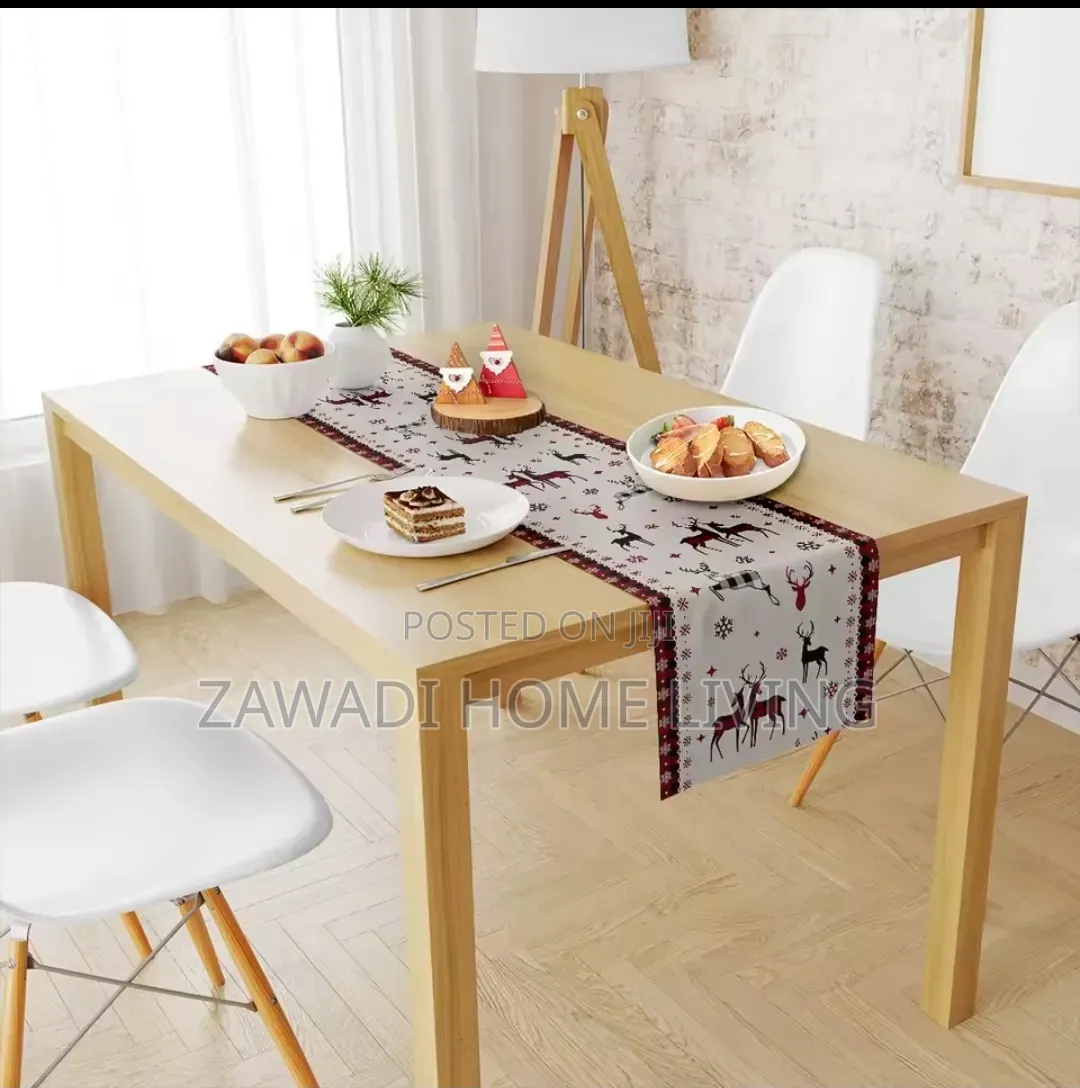 Christmas Table Runners SALE !!