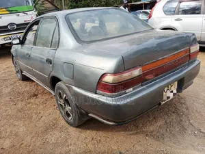 Toyota Corolla 2005 Gray
